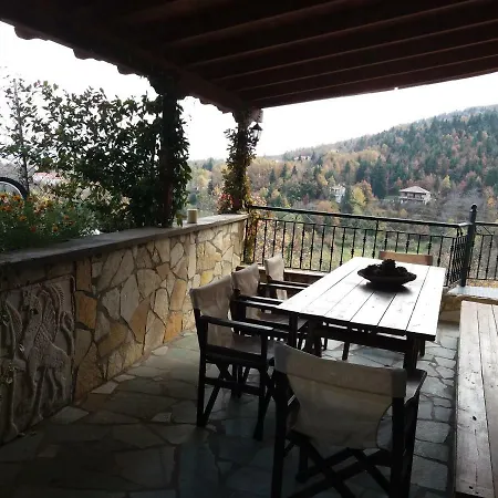 μονοκατοικία με θέα στη λίμνη πλαστήρα Feriehus Kalývia Fylaktís